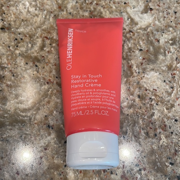 NEW OLE HENRIKSEN Stay in Touch Restorative Hand Crème - Picture 5 of 6